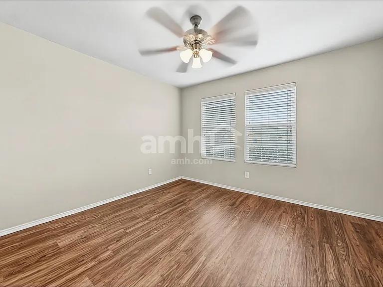 301 Azalea Dr — Photo 8