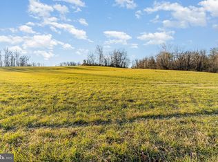 1 Schoolhouse Rd, Middletown, PA 17057