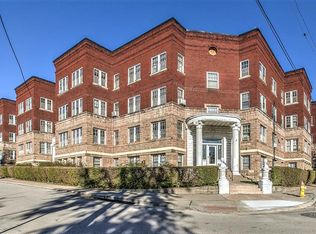 820 S 25th Ave APT 8, Omaha, NE 68105