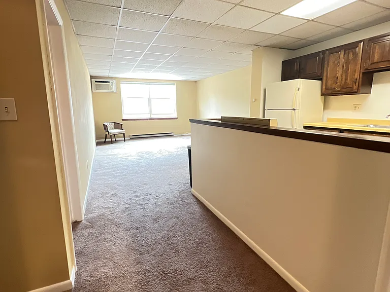525 N 3rd St #3 — Photo 27
