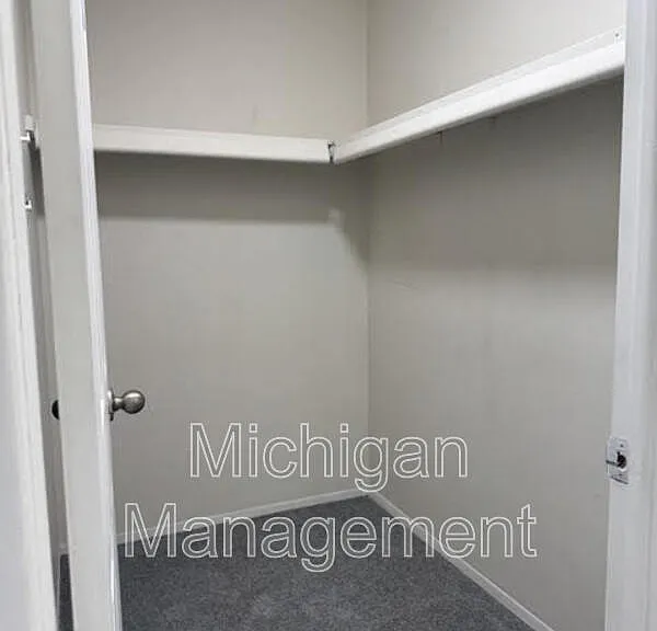 45299 Indian Creek Dr — Photo 14
