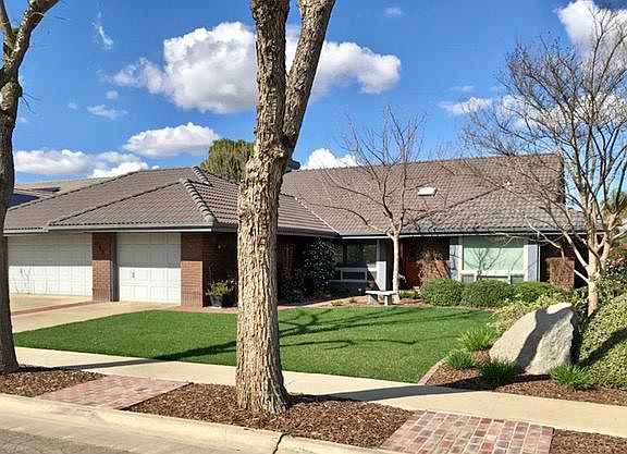 2nd image of 242 W Ash Ave