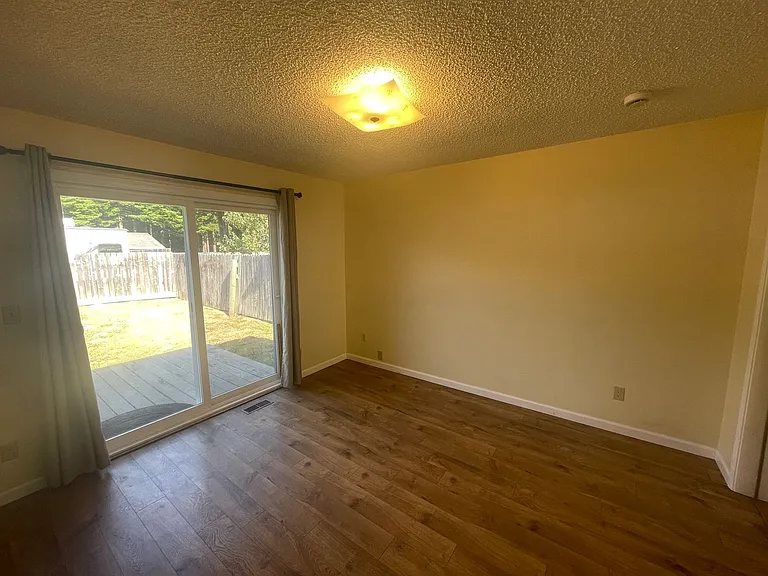 4590 Excelsior Rd — Photo 13