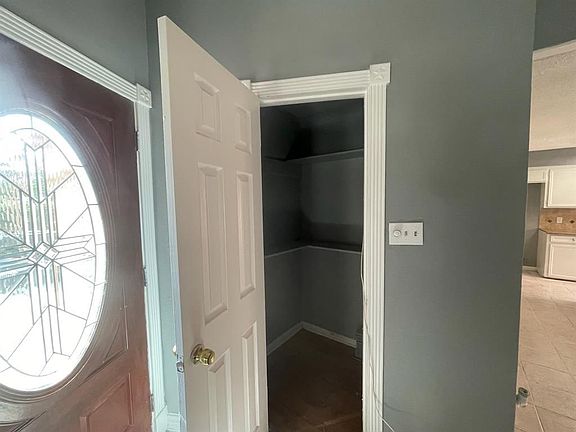 3rd image of 10846 Kirktown Dr