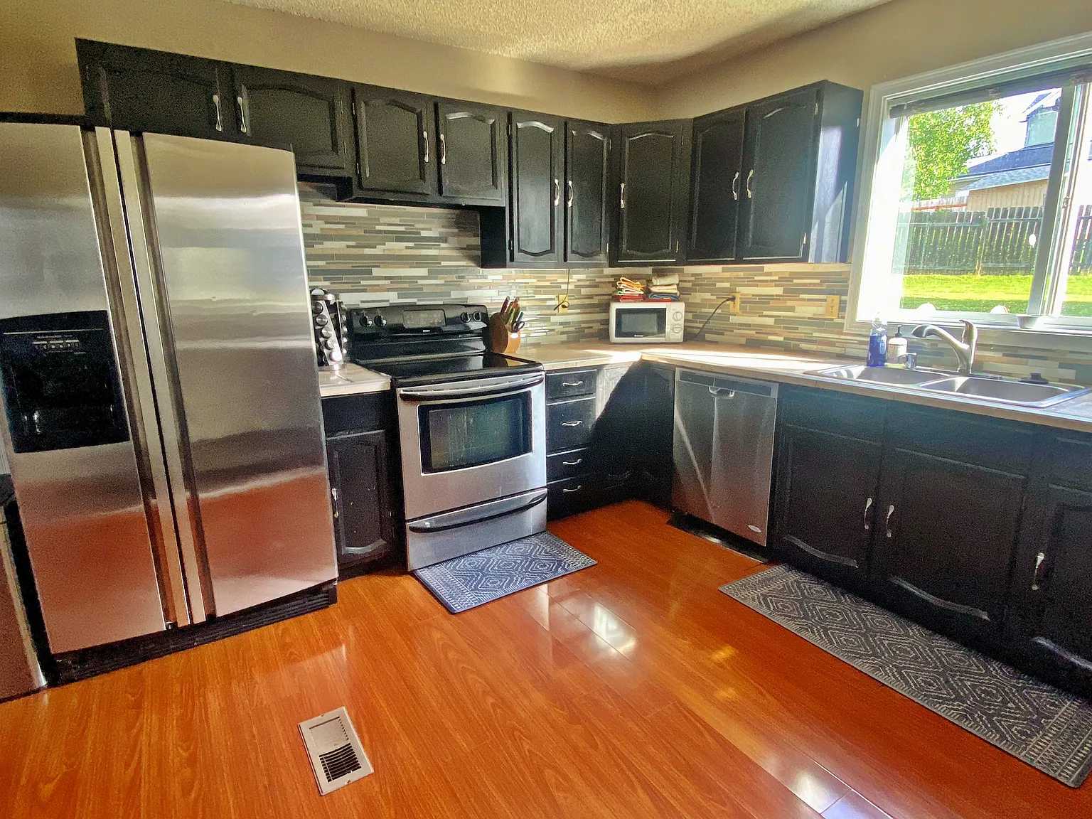 9001 Shaun Landing Cir — Photo 2