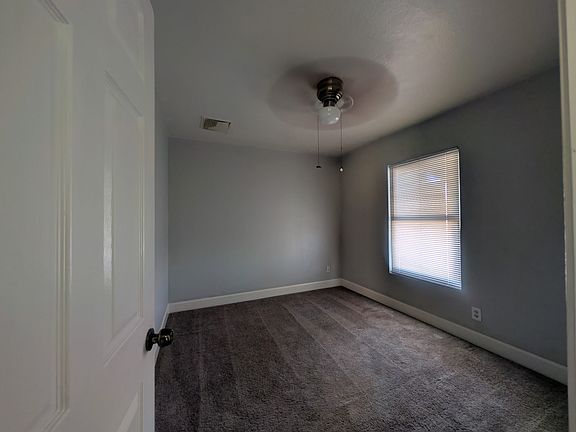 3rd image of 1019 S 4th Ave