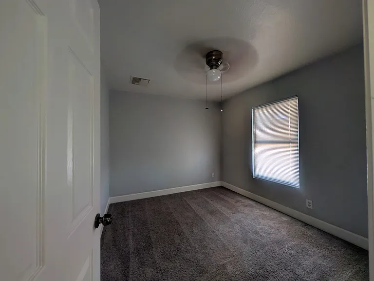 1019 S 4th Ave #FRONT — Photo 3