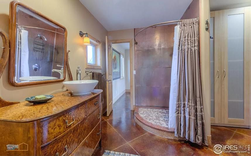 Bathroom with plenty of artsy touches
