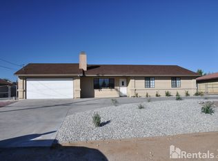 7648 Peach Ave, Hesperia, CA 92345