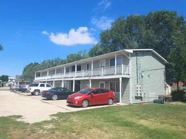 221 S 12th St, Salina, KS 67401
