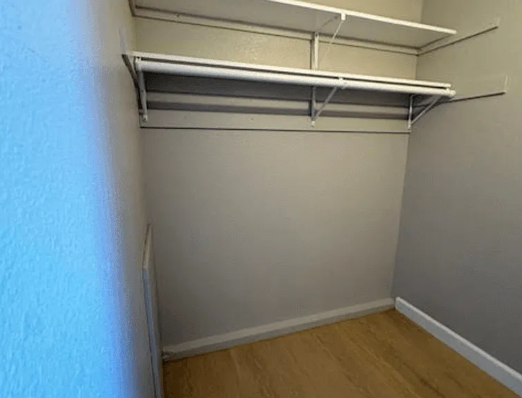 Hidden Creek Apartments — Photo 135