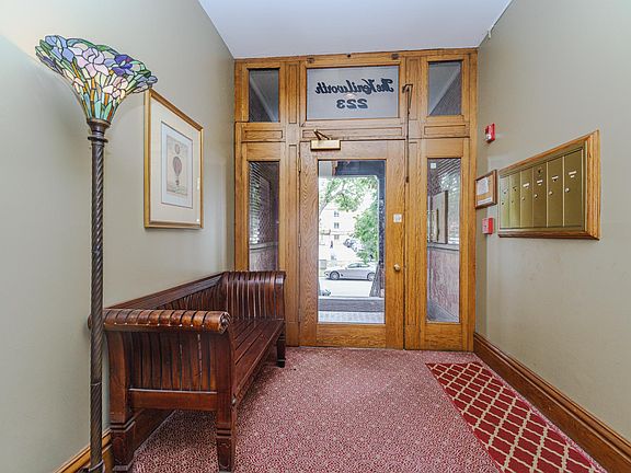 5th image of 223 Arundel St APT 1
