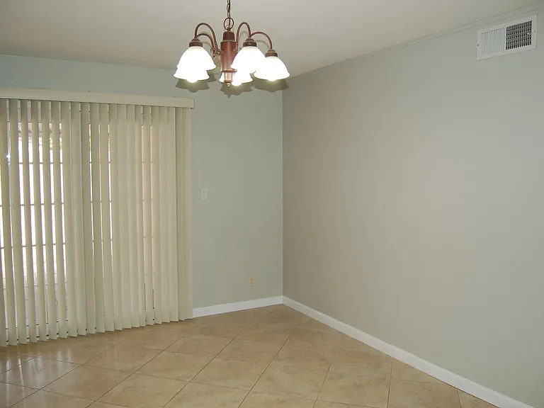 7185 Acorn Ct — Photo 7
