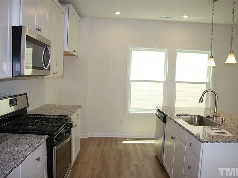 842 Firebrick Dr — Photo 7