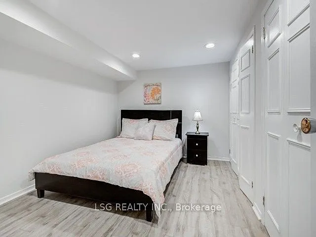 34 Glencrest Blvd #BASEMENT — Photo 4