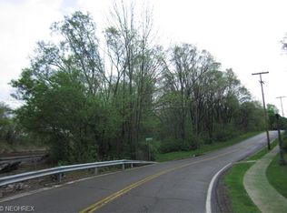 Rebecca St, Wooster, OH 44691