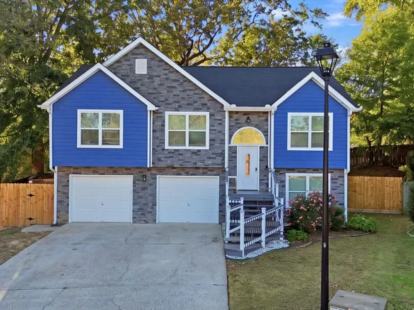 229 Kylman Ct, Lilburn, GA 30047