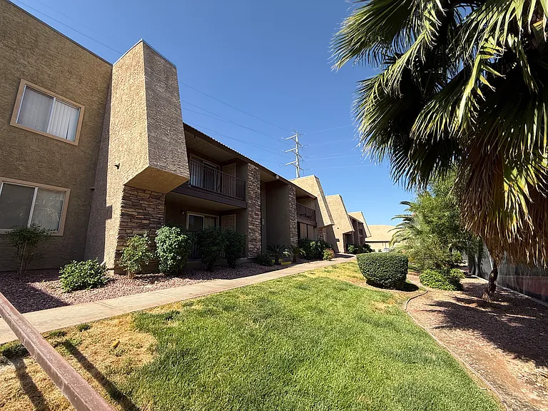 5163 Indian River Dr #201 — Photo 14