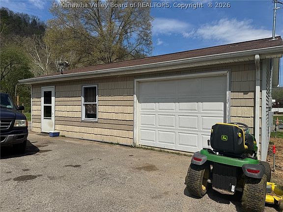 4th image of 466 Elk River Rd