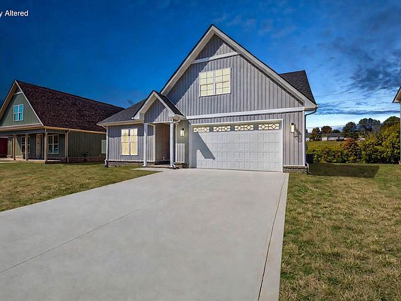 2nd image of 132 Hawk Ln