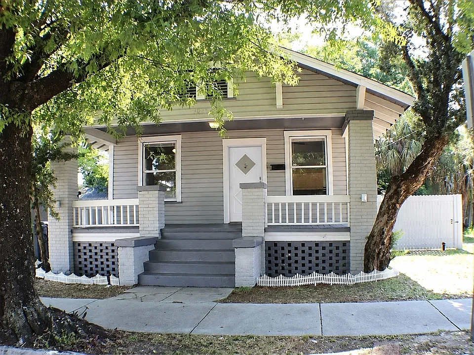 3005 N Central Ave