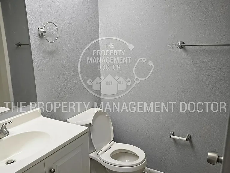 4710 Stonepointe Pl — Photo 14