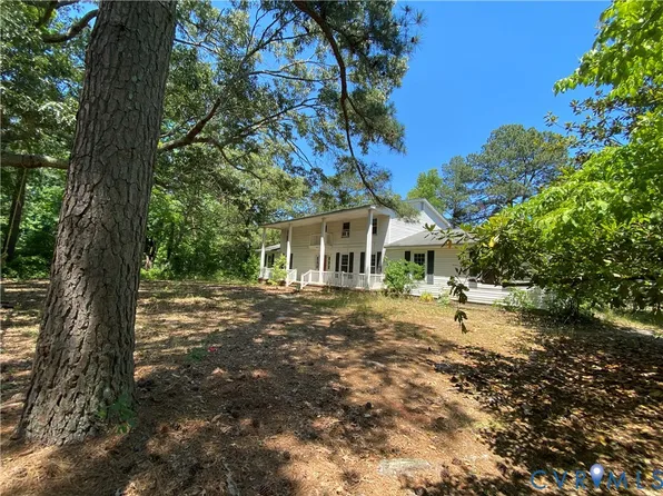 460 Thompson Ave, West Point, VA 23181