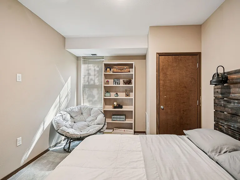Capital View Apartments — Photo 13