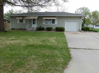 1514 Bell St Beatrice NE 68310 Zillow