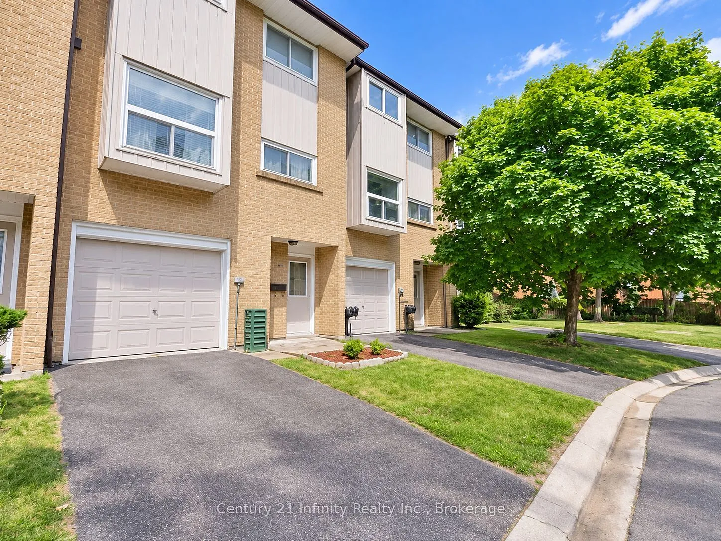 3 bed, $2,800 — Photo 2