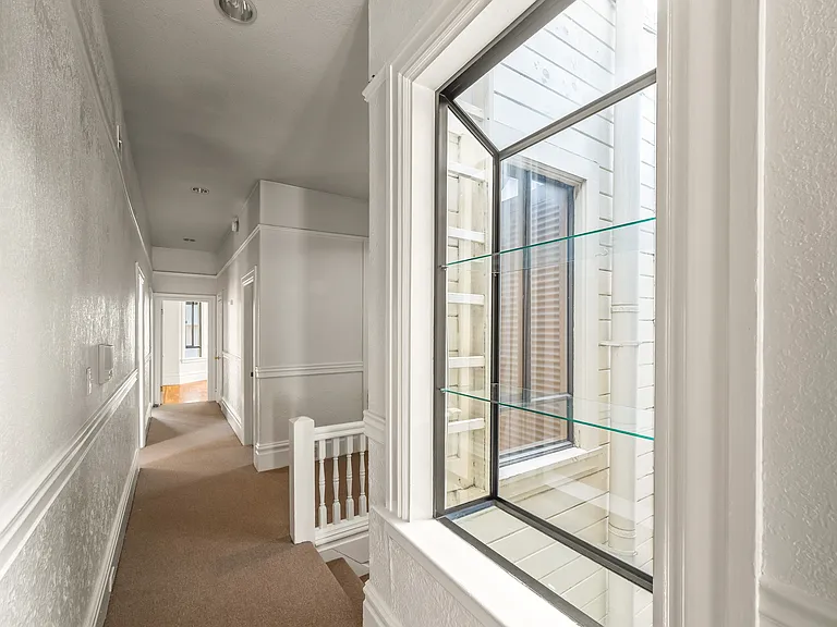 838 Green St — Photo 6