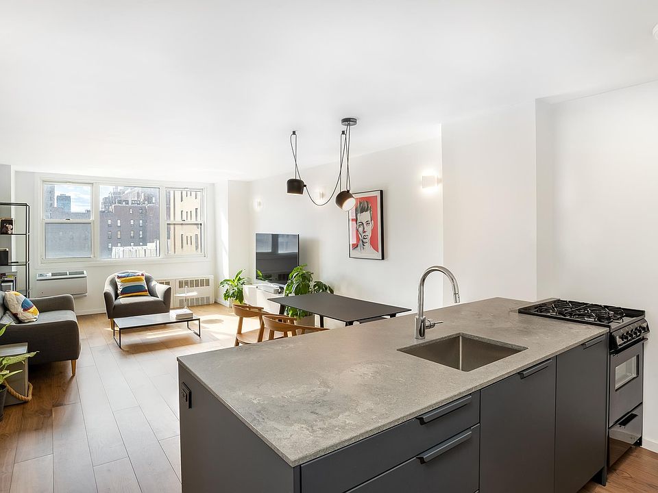 1st image of 77 7th Ave APT 11J