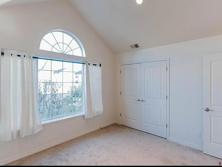 1335 Fivemile Creek Ave — Photo 15
