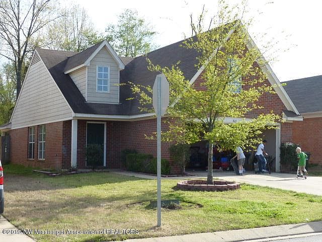 1st image of 803 Burton Ln