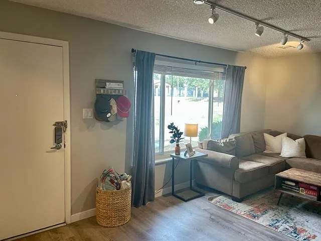 8369 W Virginia Ave — Photo 7