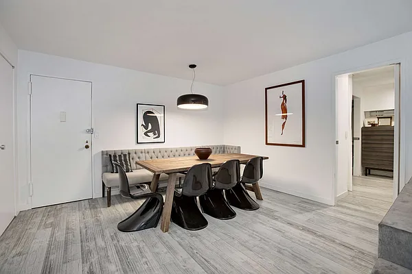 Sold by Compass | media 6