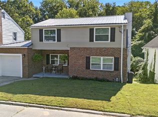 2710 Linden St, Parkersburg, WV 26104