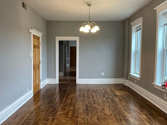4th image of 3268 W Fullerton Ave #3