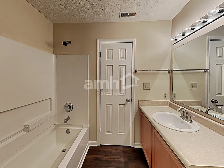 11532 Pegasus Dr — Photo 18