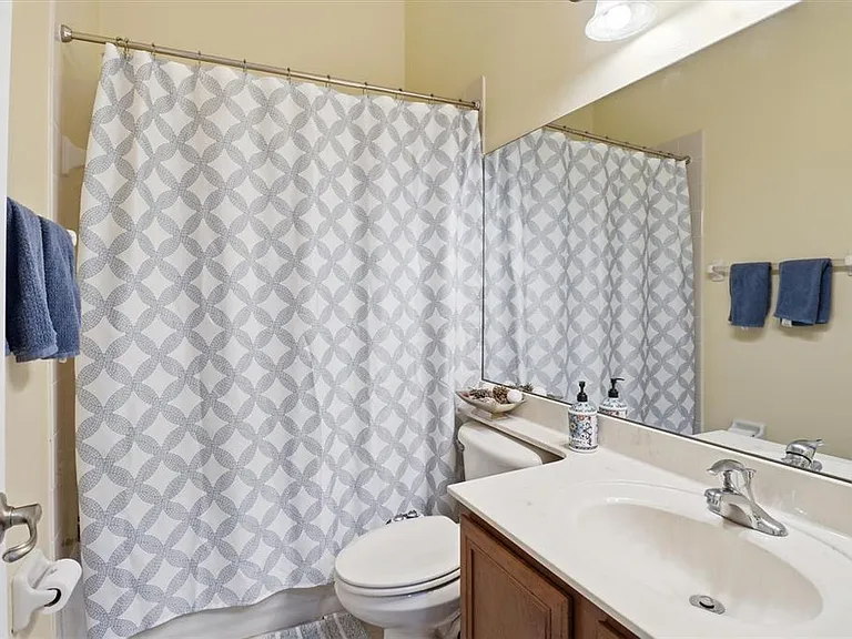 1124 Cypress Loft Pl — Photo 38
