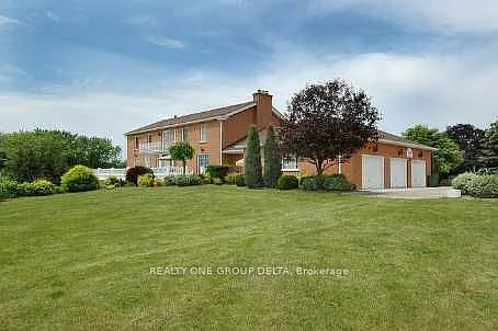 4 bed, $5,900 — Photo 2