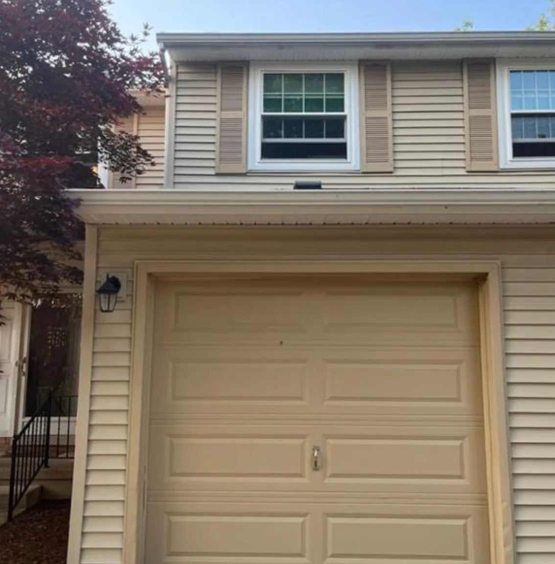 3 bed, 2.5 bath, 1404 sqft, $2,400 — Photo 1