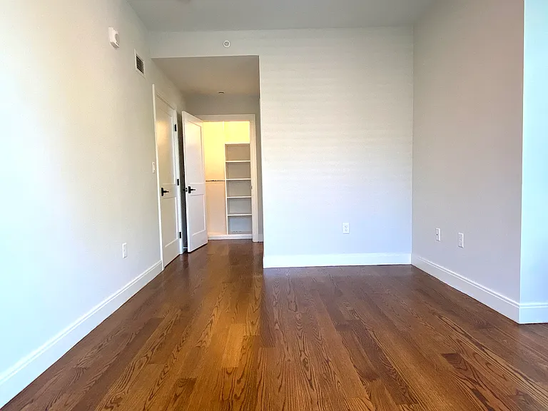 9 Everett St #2 — Photo 11