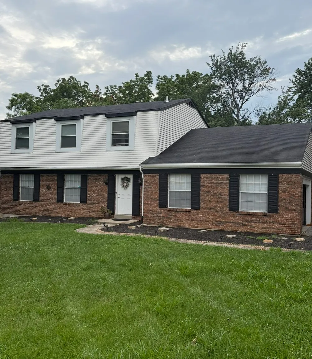 Building Photo - 10121 Montgomery Rd