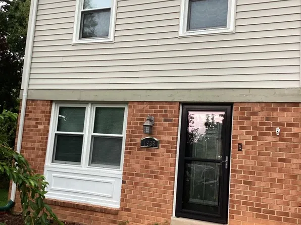 1938 Mariner Ln, Woodbridge, VA 22192