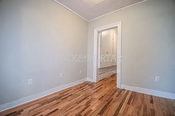 Rented by Brick&Mortar | media 27