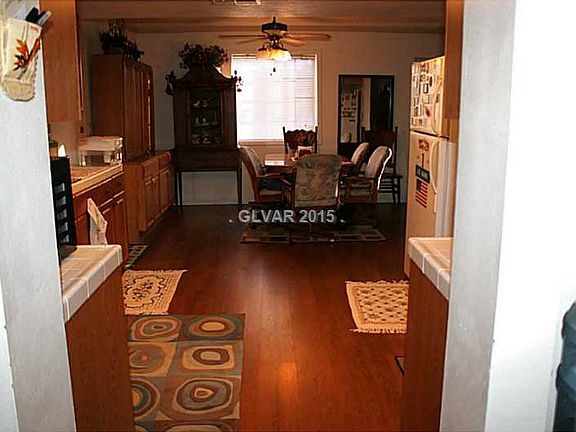 2nd image of 5932 Willard St