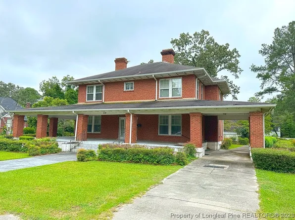 519 W Armfield St, Saint Pauls, NC 28384