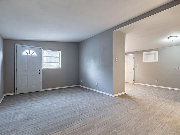 5th image of 4153 11th Ave N