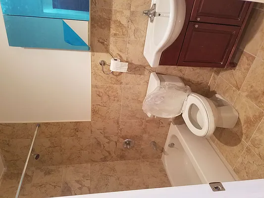 Rented by Realty Guardian, Inc. | media 16